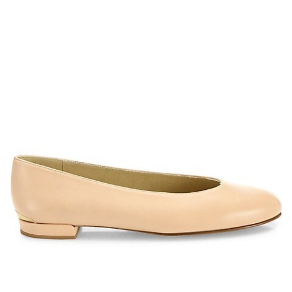 Stuart Weitzman Chicflat in Shell Nappa
